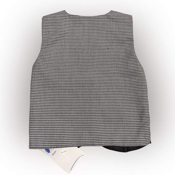 Boys Black and White Vest Seesucker Rugged Butts 18-24m - Picture 2 of 3